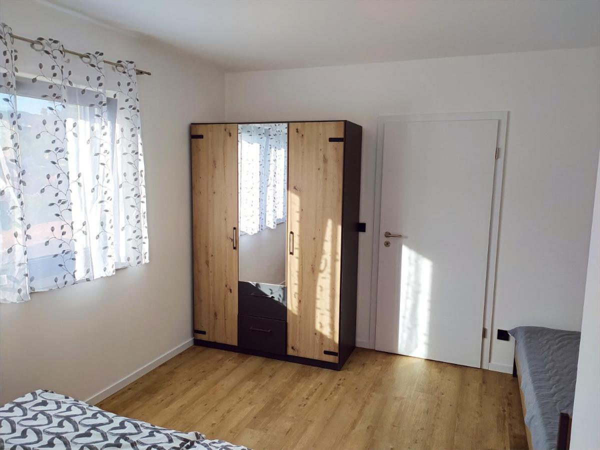 Fewo Wildflecken - Ferienwohnung Rhoen Neubau 2021 Экстерьер фото